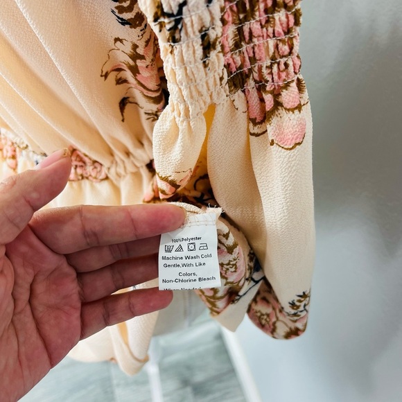 Off Shoulder Cream Floral Smocked Short Romper - Picture 5 of 8